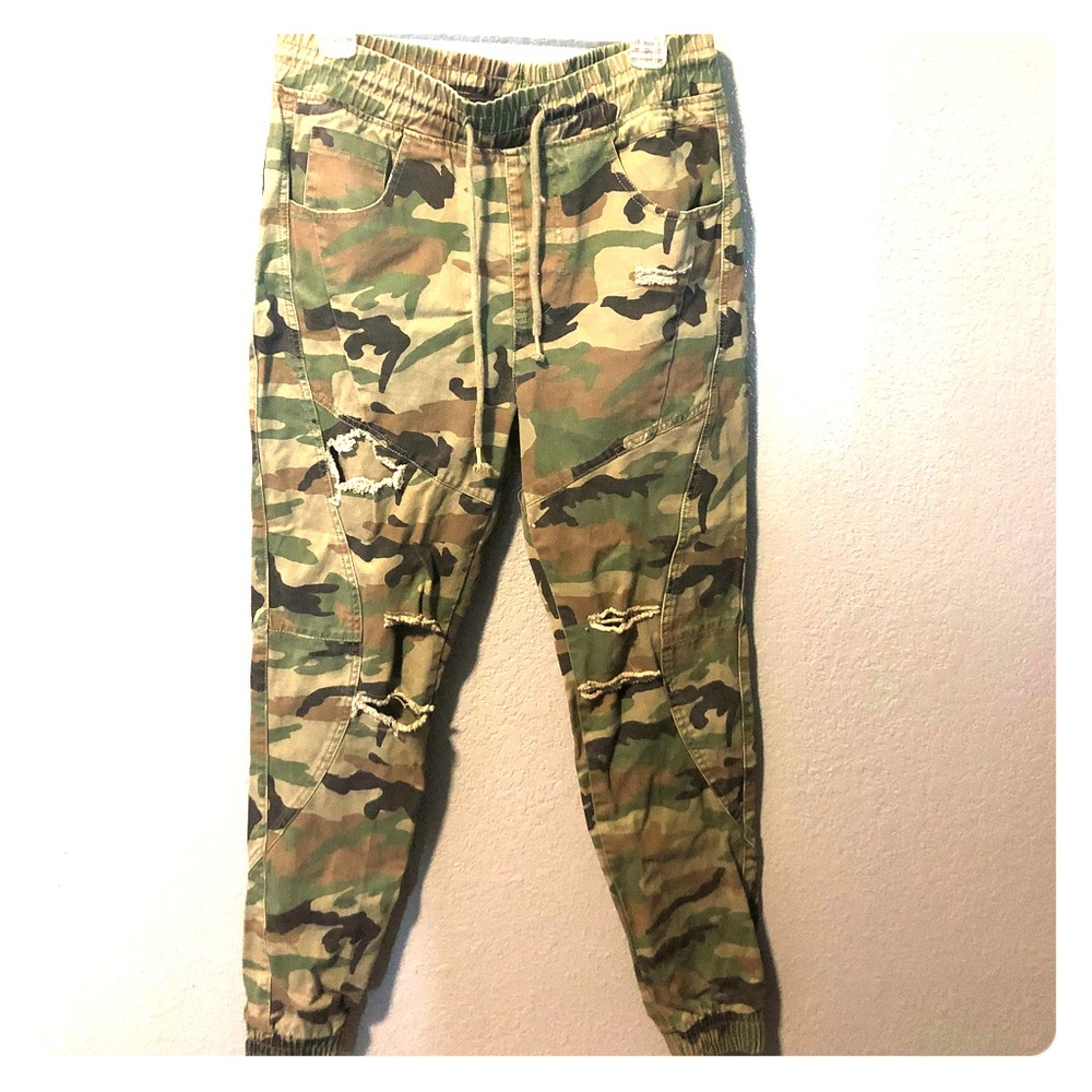 💚‼️CAMO JOGGERS ‼️💚